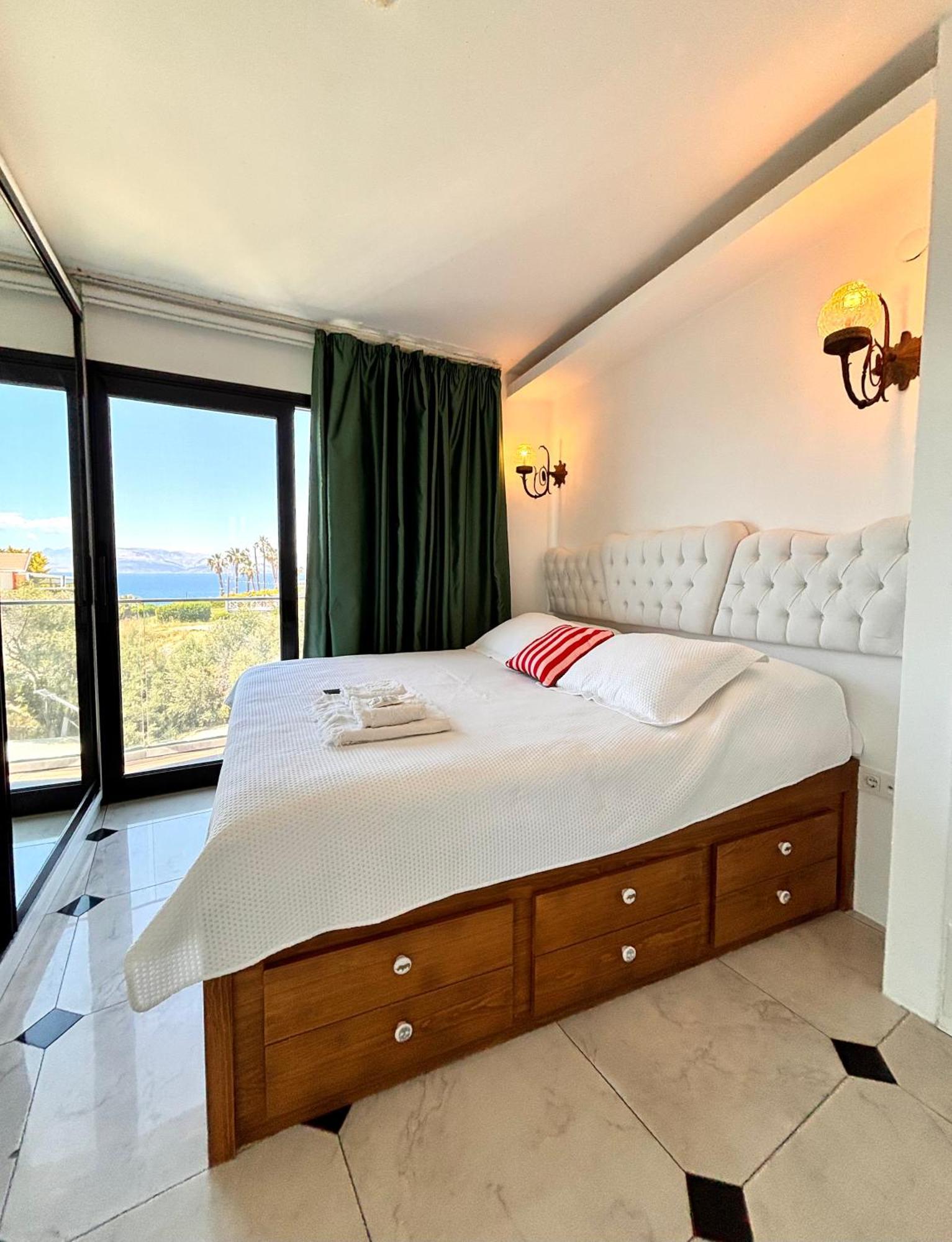 Sato Design Hotel Çeşme Kamer foto