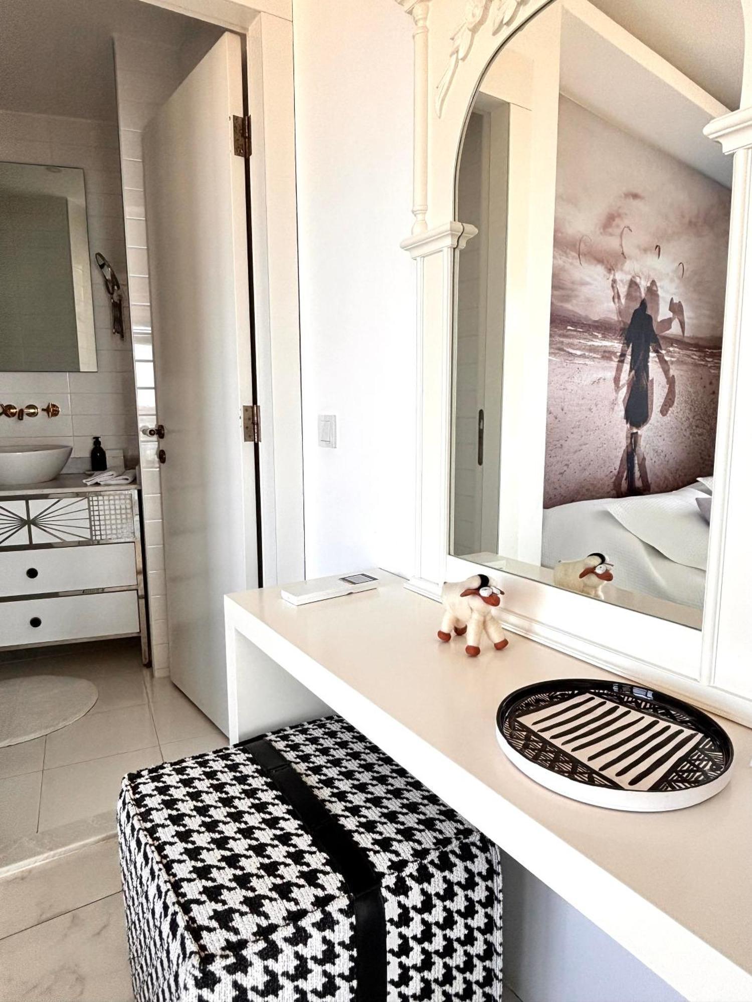 Sato Design Hotel Çeşme Kamer foto